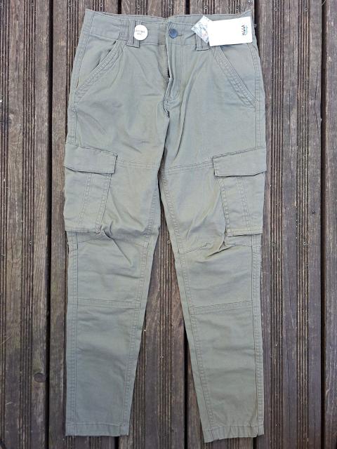 Yigga NEU Yigga Cargohose Gr. 152 olivgrün mit Etikett Size 152