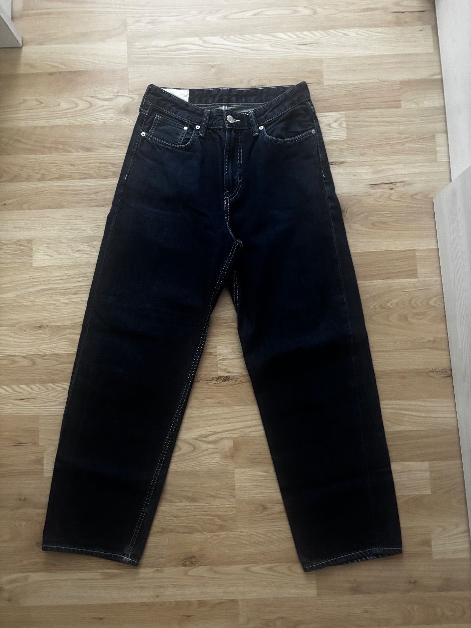 H&M H&M loose Jeans  Size W28/L32