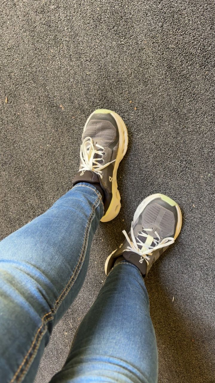 ON ON Laufschuhe/Sportschuhe  Size 38
