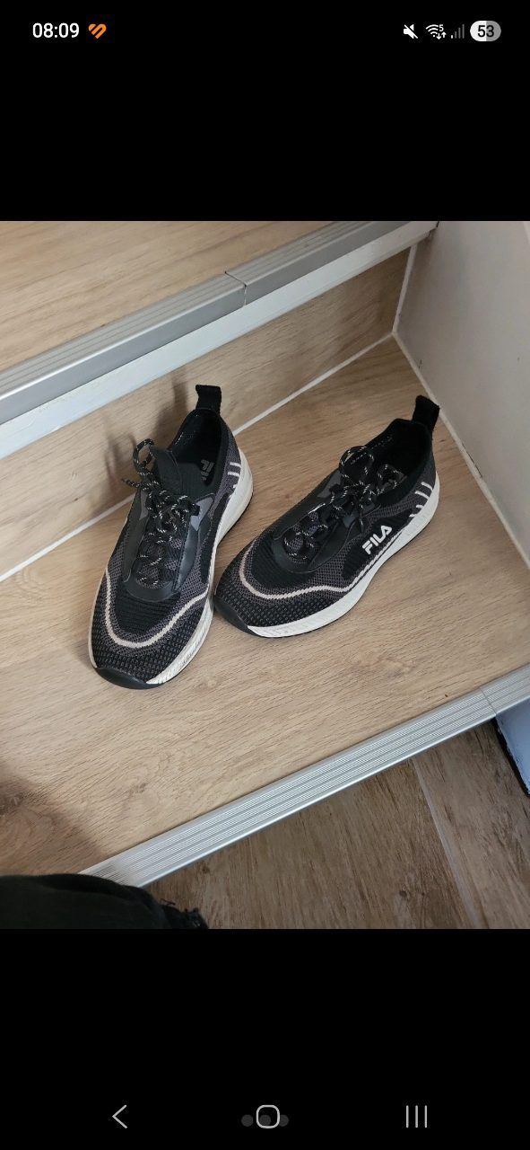 Fila Sneaker  Size 37