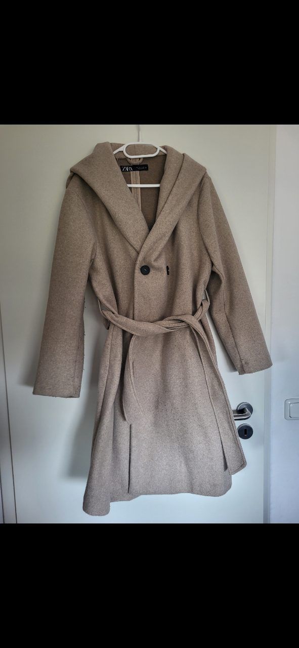 Zara Damenmantel Size L