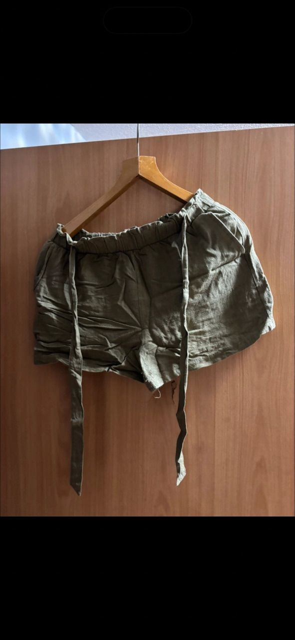 Janina Kurze hose  Size L
