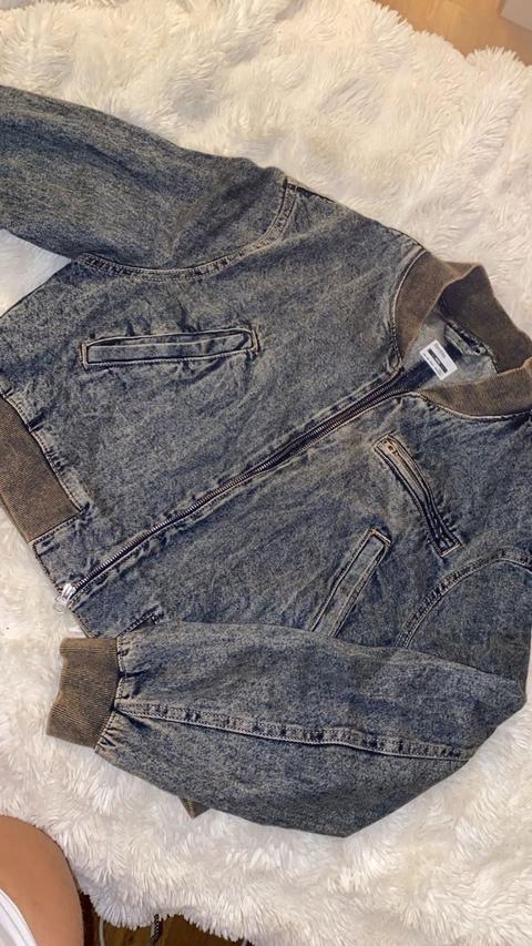 Bershka Bershka Denim\-Bomberjacke mit Vintage\-Waschung Size L