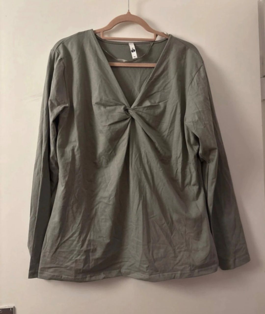 Takko Langarmshirt in Khaki – Größe XL Takko Size XL