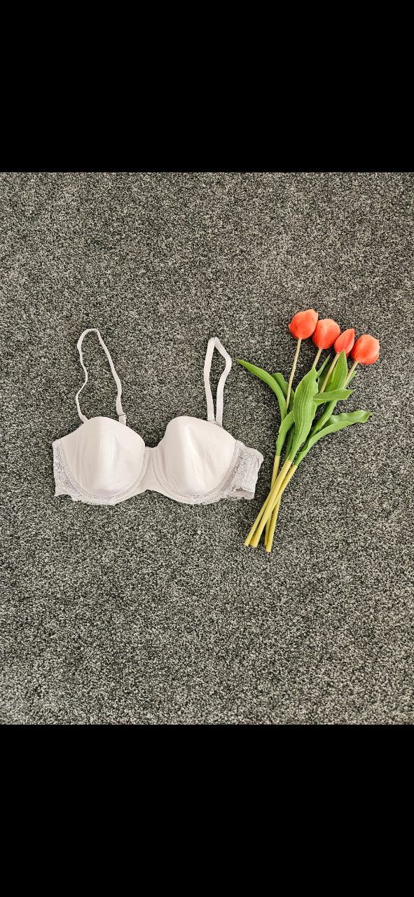 Hunkemöller  Hunkemöller BH mit abnehmbaren Trägern  Size M