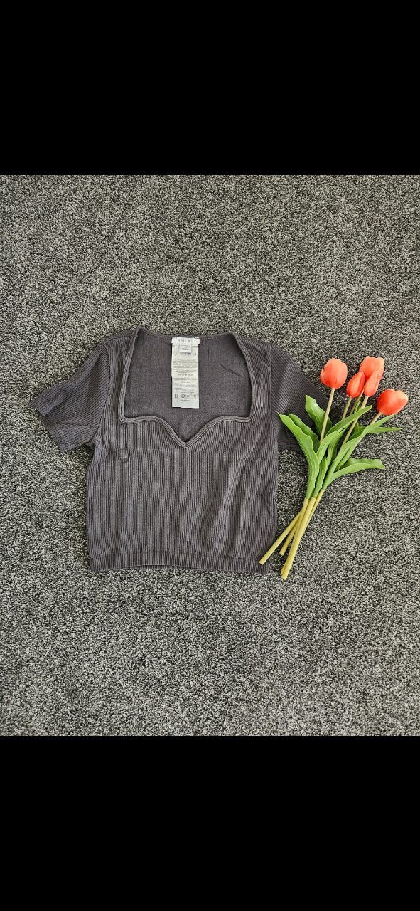 Amisu  Amisu Bauchfreies T-shirt mit V-Ausschnitt  Size XS