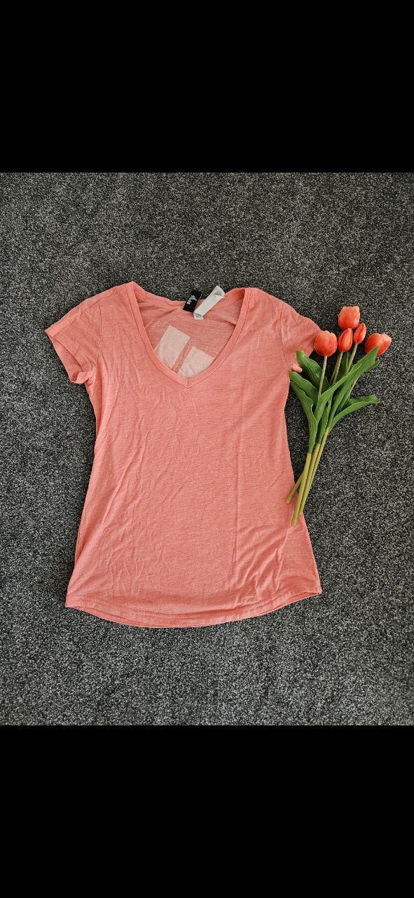 Adidas Adidas T-shirt mit Aufdruck auf den Rücken Size XXS