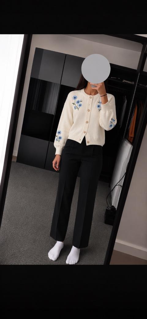 Ohne Marke Cremefarbener Cardigan mit Blumenstickerei Size L