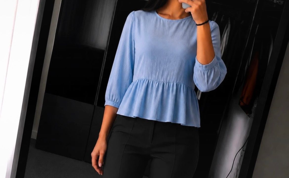 H&M H&M hellblaue Bluse mit Schleifchen Gr. S Size S