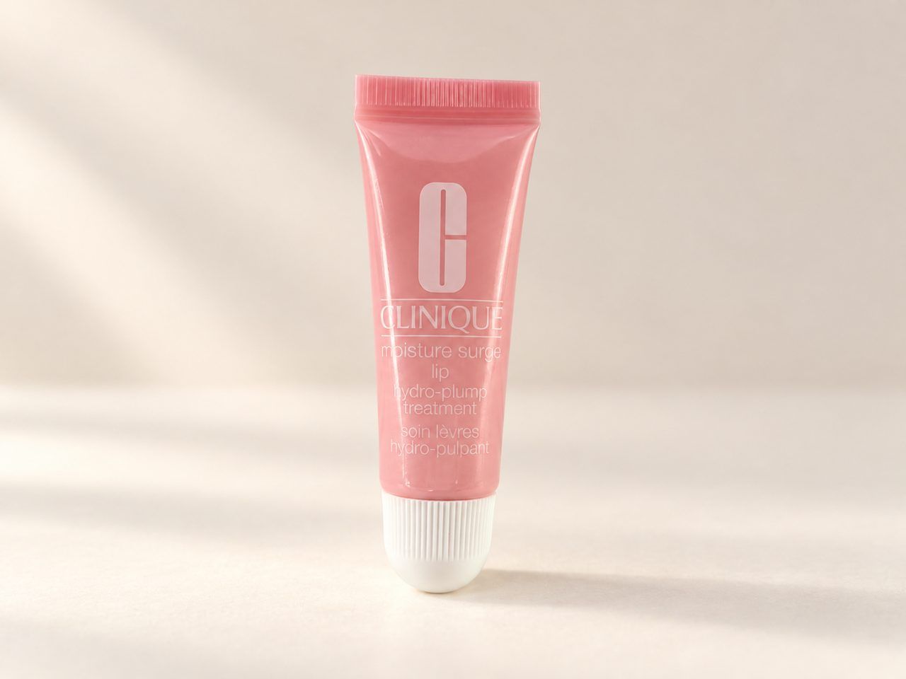 Clinique 💖 CLINIQUE Moisture Surge Lip Treatment (10ml) 💋✨
