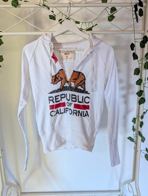 U.S. Apparel Beiger cropped Pullover Size S