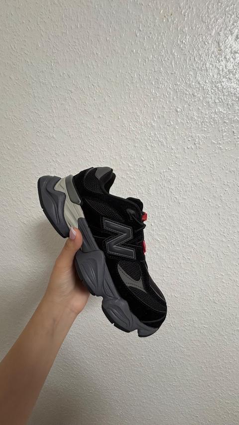 Ohne Marke New Balance 9060 Size 36