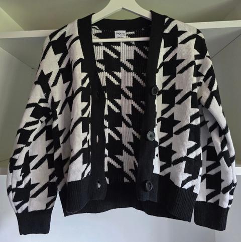 Page one young Page one young Strick Jacke schwarz weiß hahnentritt muster 146 152 Size 146