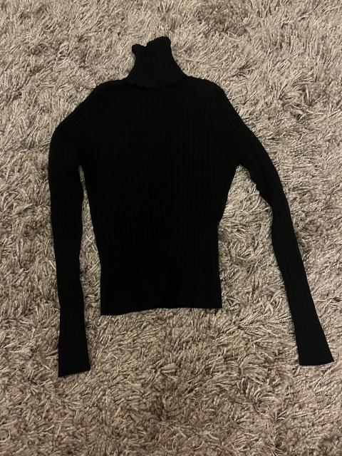 Zara knit schwarzer Rollkragenpullover - Größe S
