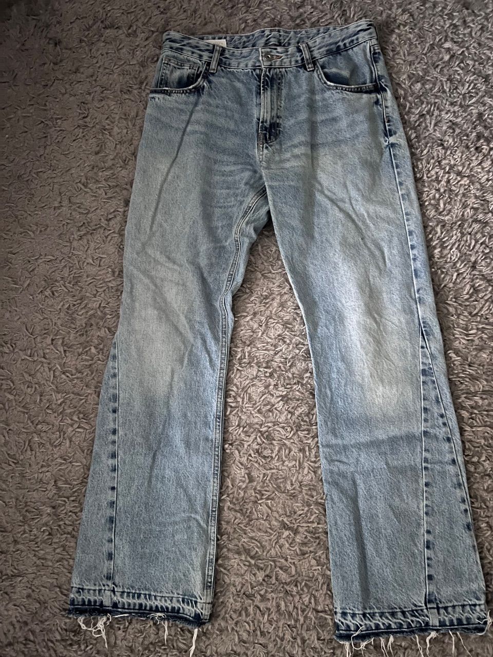 Zara flared Jeans in Hellblau Größe 42