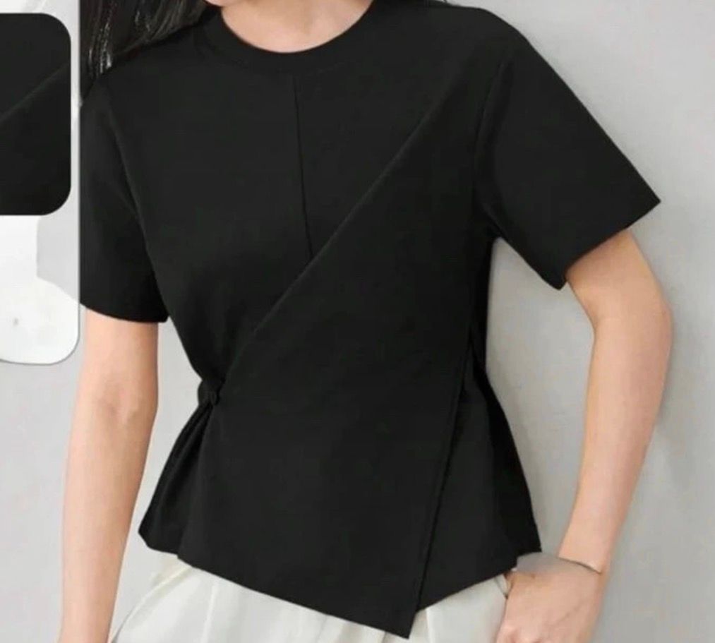 Dazy Asymmetrisch Shirt mit Knof Size XS