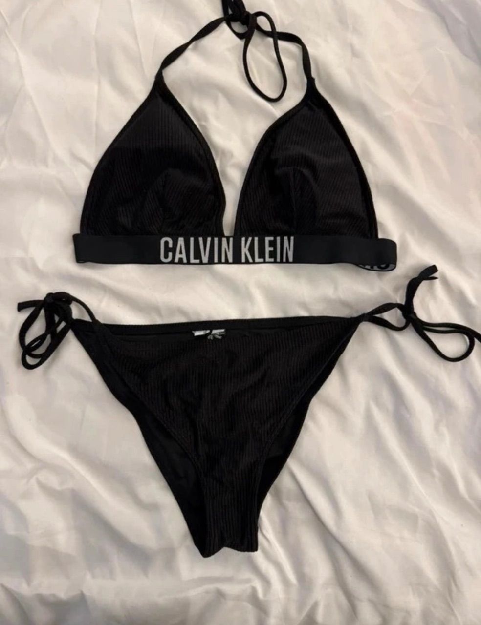 Calvin Klein Bikini Size M