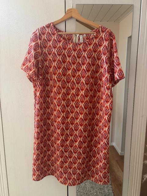Only Only Carmakoma Kleid bunt Size 42