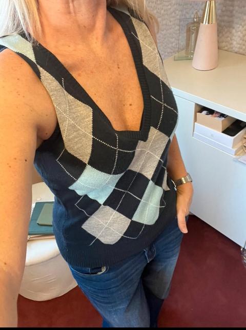C&A 💕schöner Pullunder mit Rautenmuster💕 Size S
