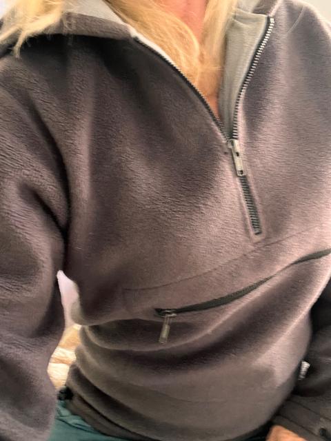 Levi’s Levi’s Fleece Pullover🍁Hoodie Size S