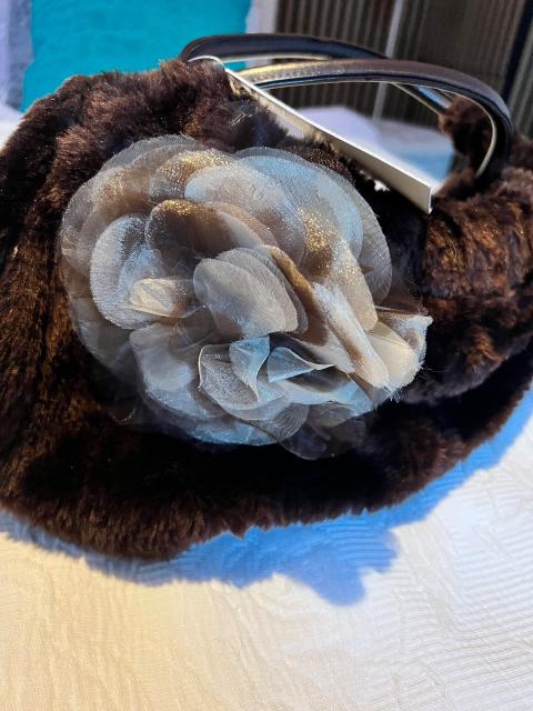 👜NEU!👜Pelztasche mit Blume👜