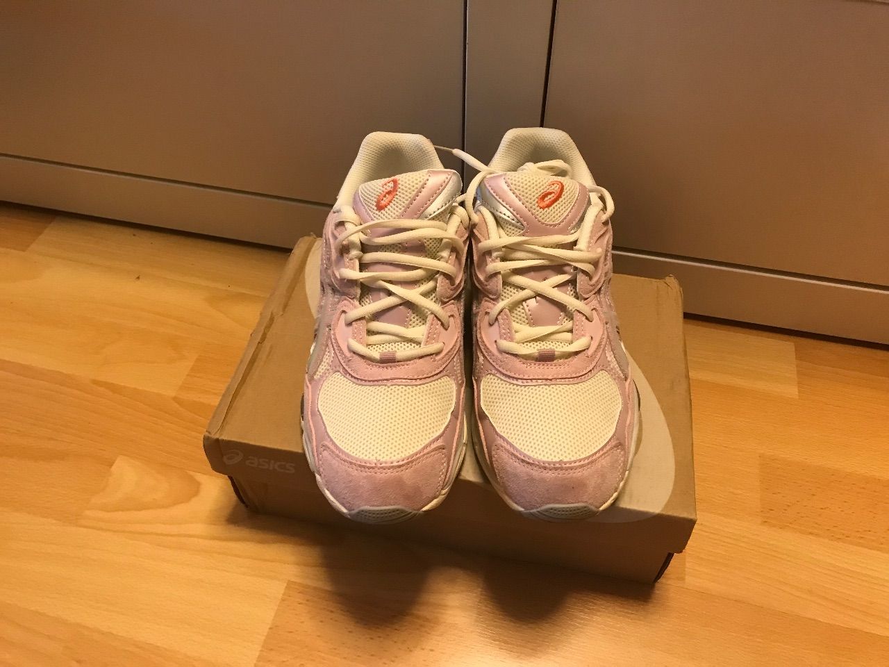 Asics Asics  Size 42