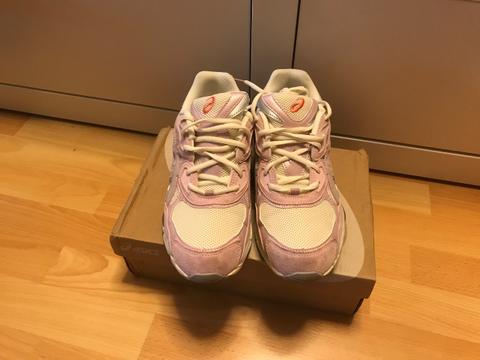 Asics Asics Size 42