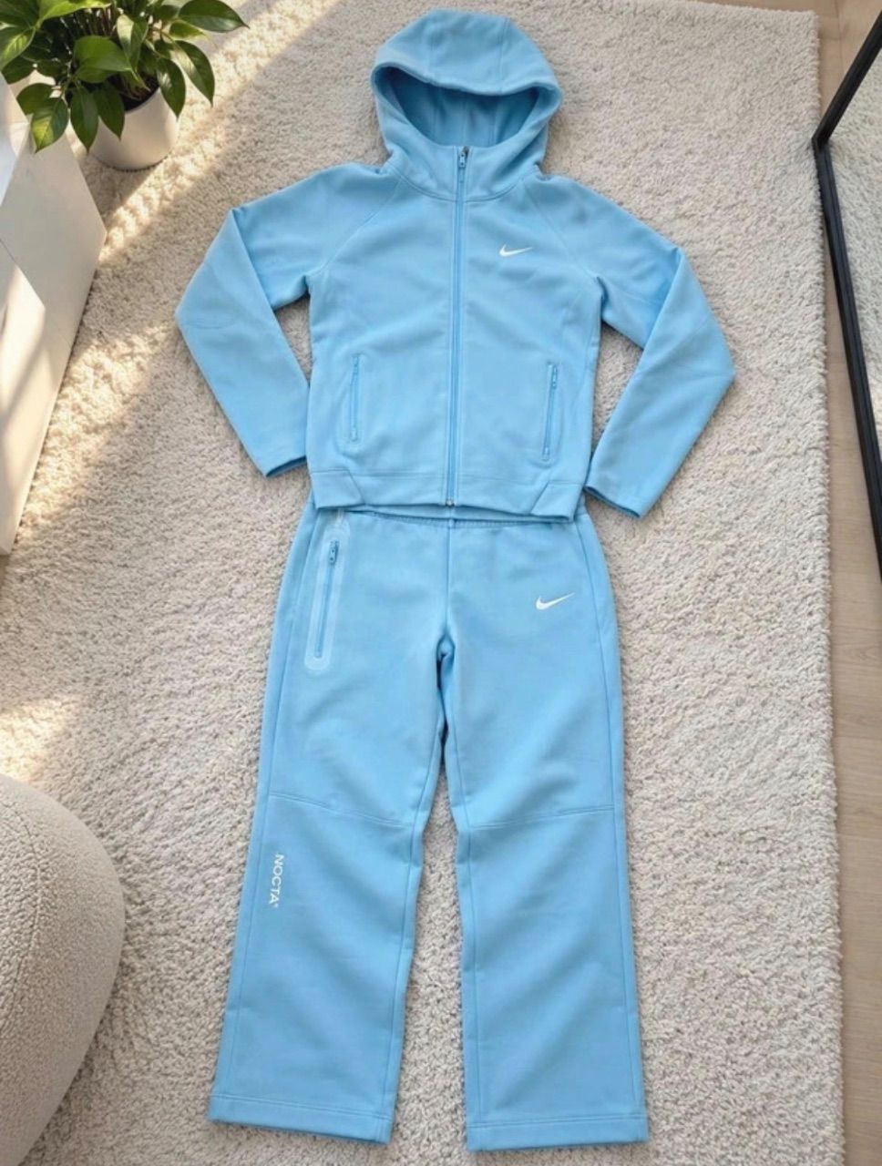 Nike x NOCTA Tech Fleece Set – Größe S – Hellblau