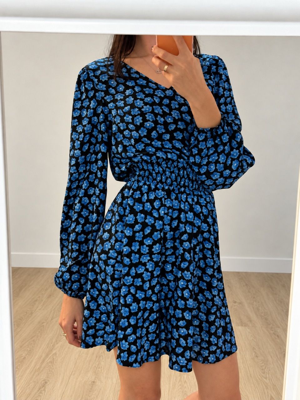 JDY JDY Kleid XS - Schwarz mit blauen Blumen Size XS