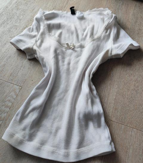 H&M Top mit Rüschen | Weiß | Schlicht Cute Kawaii Layering Style | Gr. xs Size XS