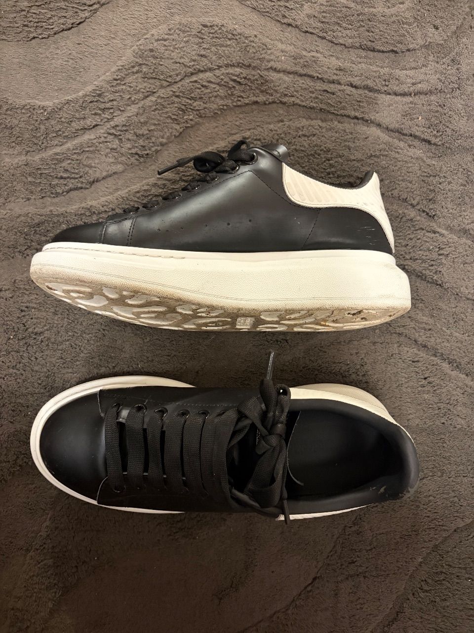 Alexander McQueen Size 42