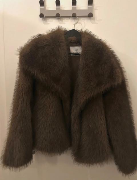 Ohne Marke Pelzjacke in Braun (kein echtes Tierhaar) Size S
