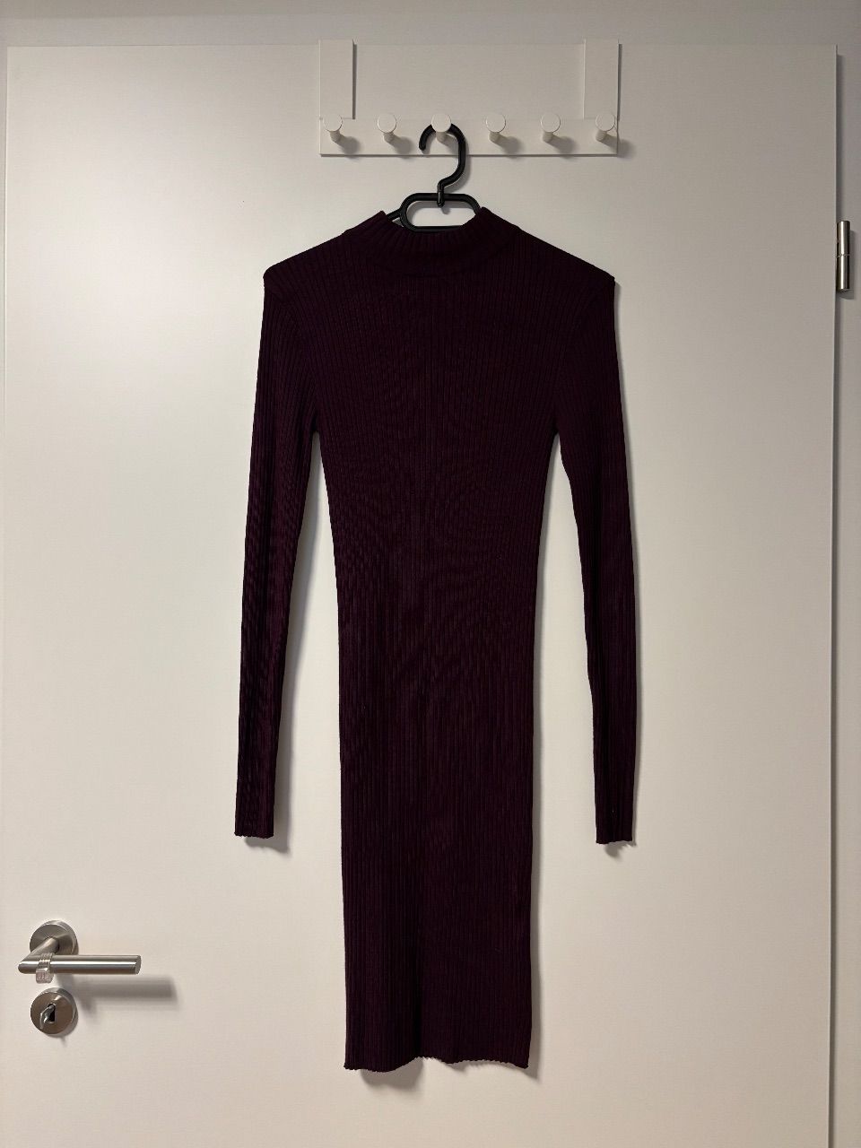 Amisu  Kleid in schwarz  Size 36