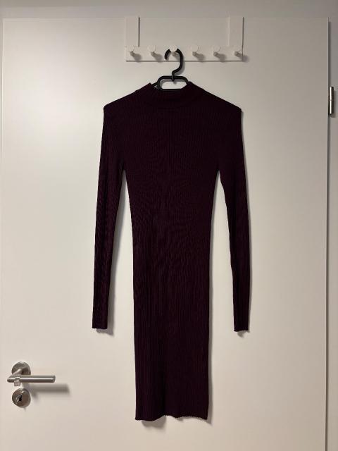 Amisu Kleid in schwarz Size 36