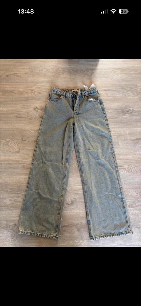 Stradivarius Baggy Jeans|36 Size S