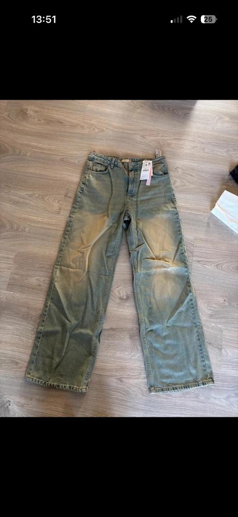 Stradivarius Baggy Jeans| 36 Size S