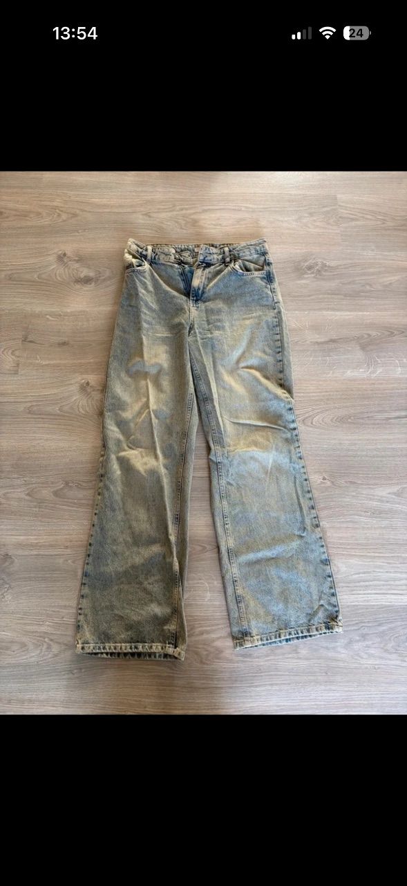 Stradivarius Baggy Jeans| 36 Size S