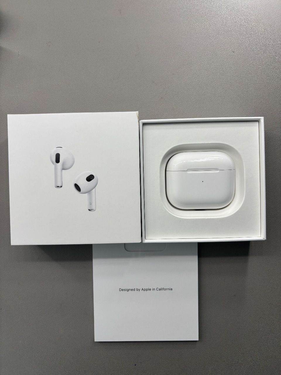Apple Apple AirPods 3rd Generation – One Earbud Missing