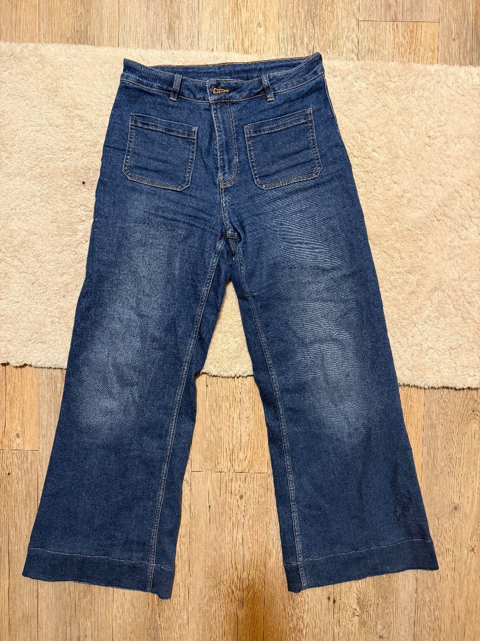 H&M H&M straight Leg Jeans - Petite !! Size M