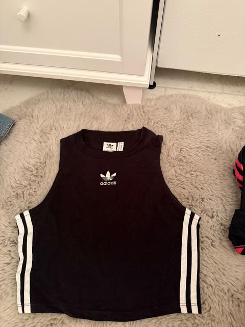 Adidas Adidas Top Size XS