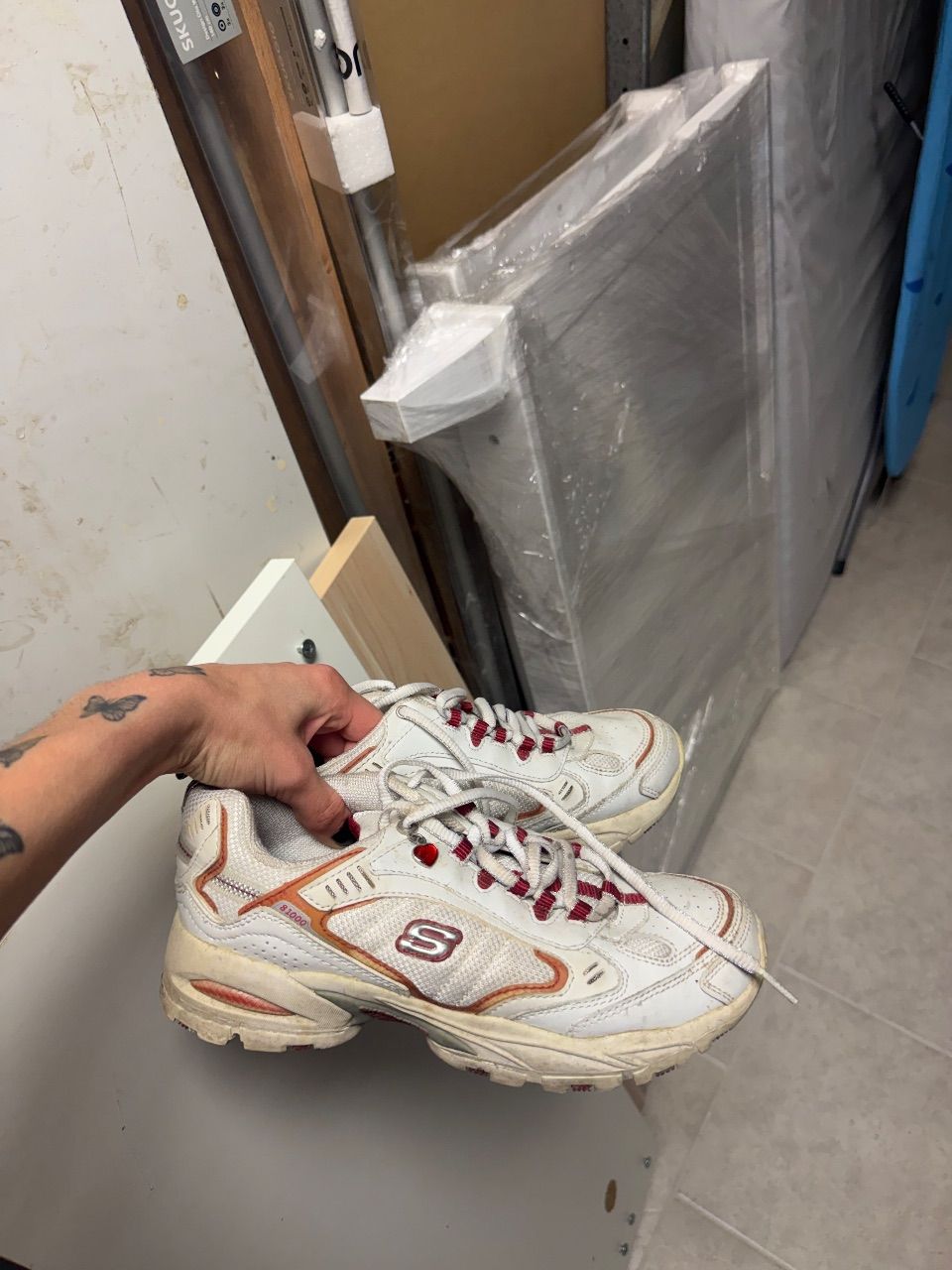 Getragene sketchers 