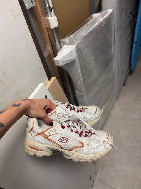 Getragene sketchers