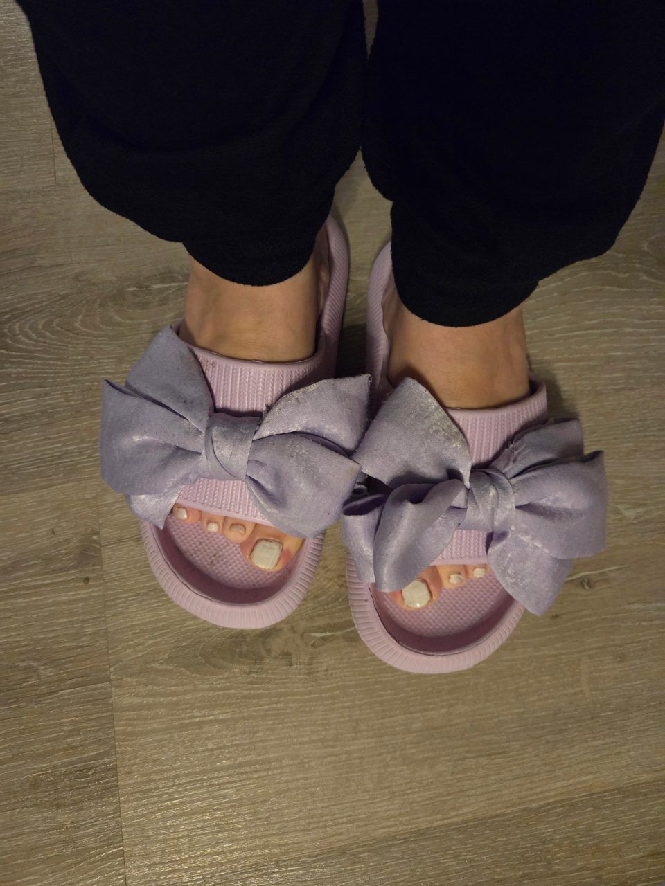 Lila Hausschuhe mit Schleife Size 38