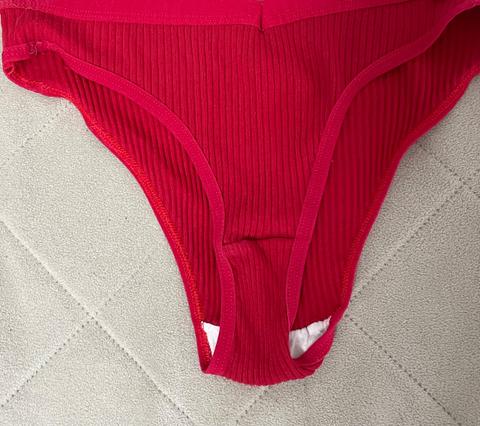 Getragene Unterwäsche (18 Jahre) Size S