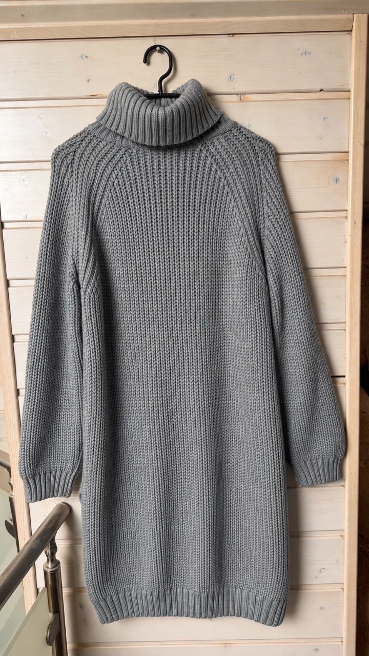 Sonstige Langarm Pullover-Kleid grau mit Rollkragen und seitlichen Schlitzen  Size L