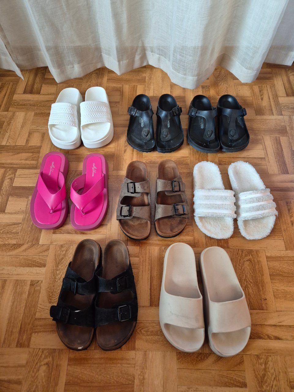 Diverse gebrauchte Schlappen, Hausschuhe, offene Schuhe Size 38