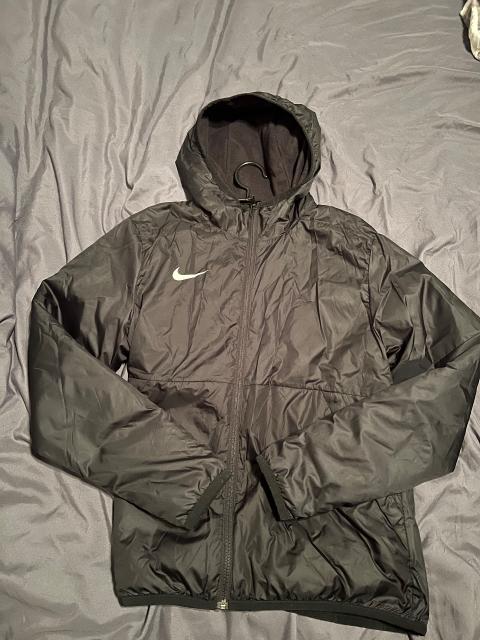 Nike Regenjacke Size M
