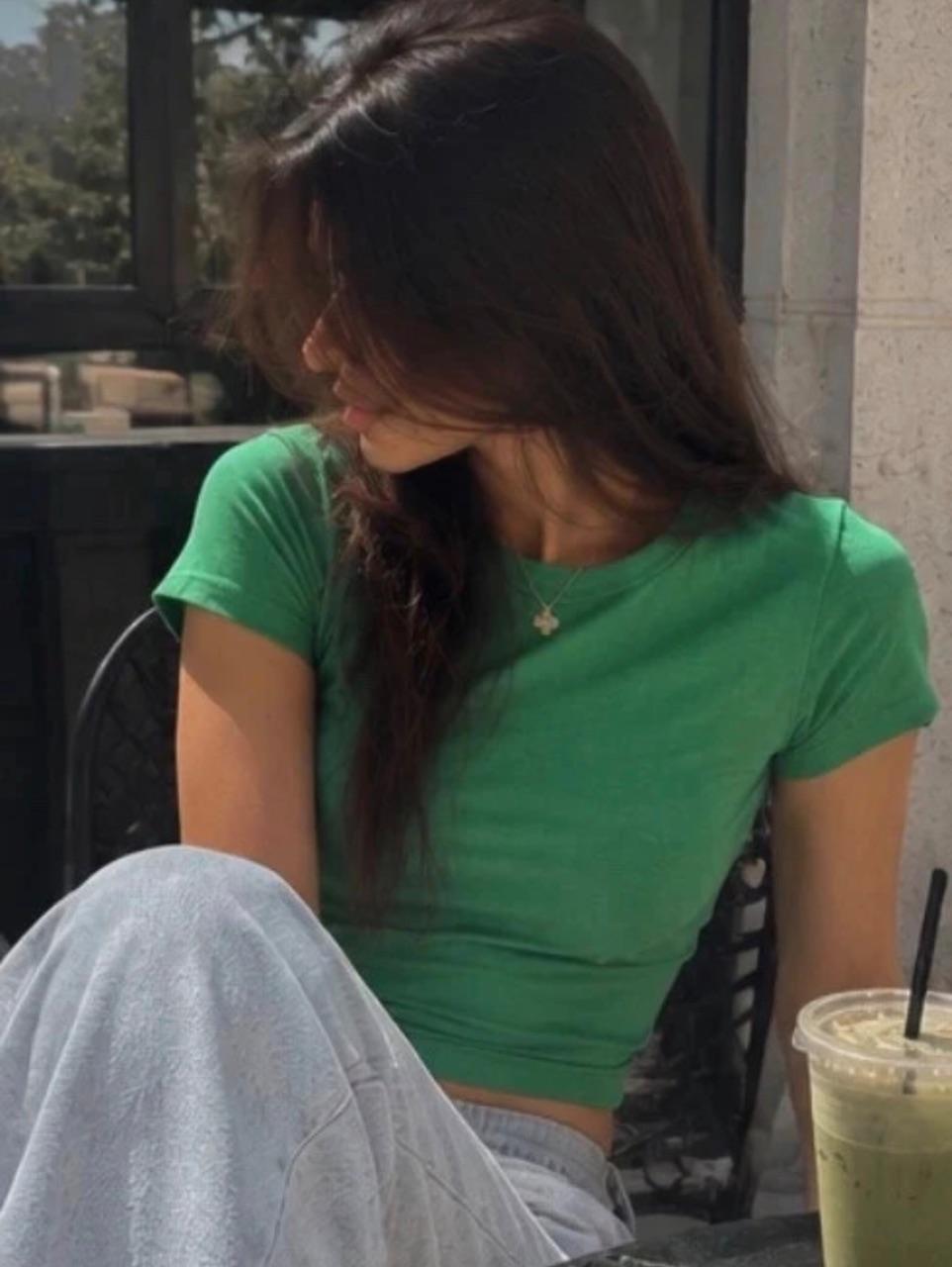 💚 Grünes Top ZARA