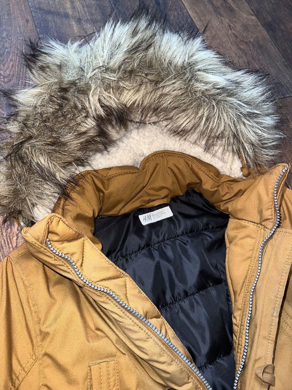 H&M Braune Winterjacke mit Fell  Size 152