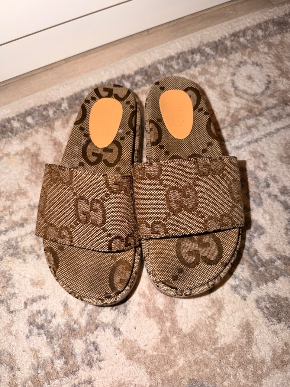 Gucci Gucci Sandalen mit Absatz  Size 37